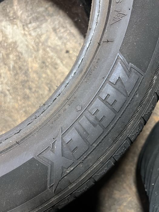 1x 225 55 16 zeetex iarna