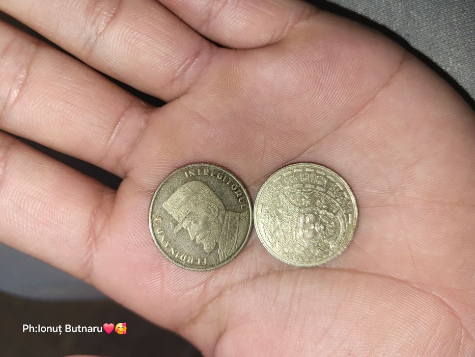 Vand monede de colecție, foarte rare