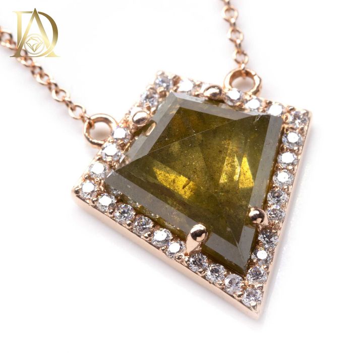 Ново Златно Колие с 3.70кт Естествен Диамант и 0.25кт Естествени Диама