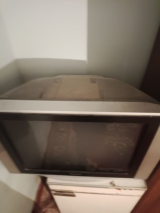 Телевизор сатилади срочна