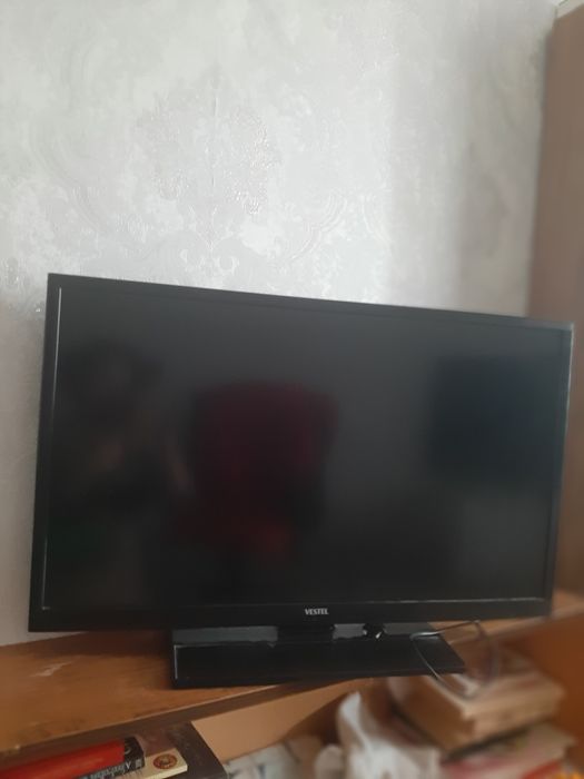 Продам телевизор за 20000 тенге