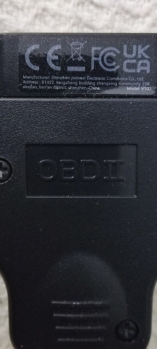 Автосканер OBD2 V100