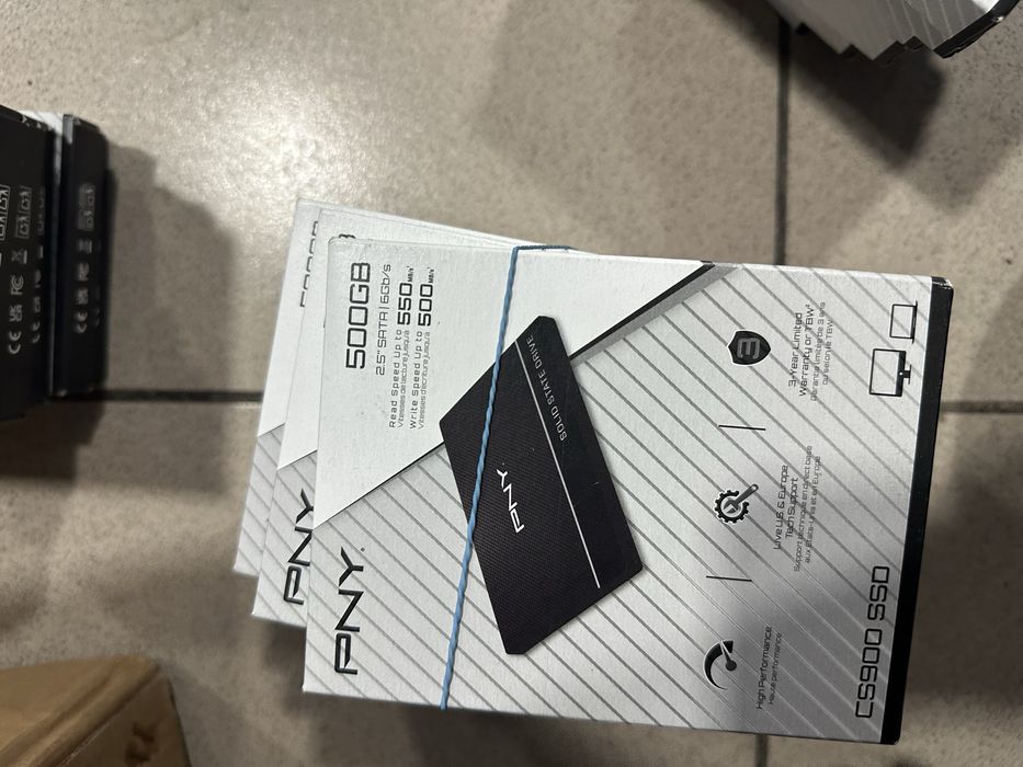 Vand ssd pny sata cs900 500gb 1 tera noi sigilate