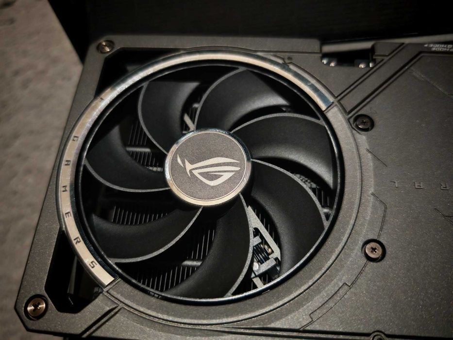 Видео карта ASUS ROG ASTRAL RTX 5090 32GB GDDR7 OC Edition