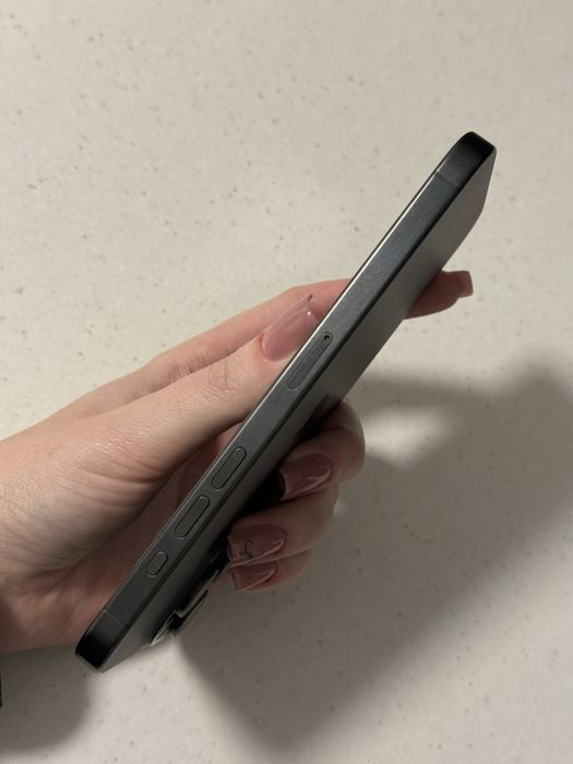 iPhone 15 Pro Max 88% baterie