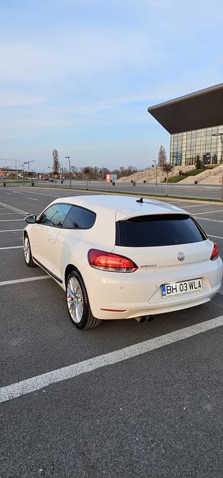 VW Scirocco 2009 | 2.0 TDI 140CP | Manuală | Bi-Xenon | Jante 18"