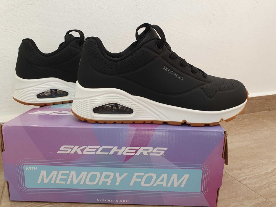 Дамски маратонки SKECHERS