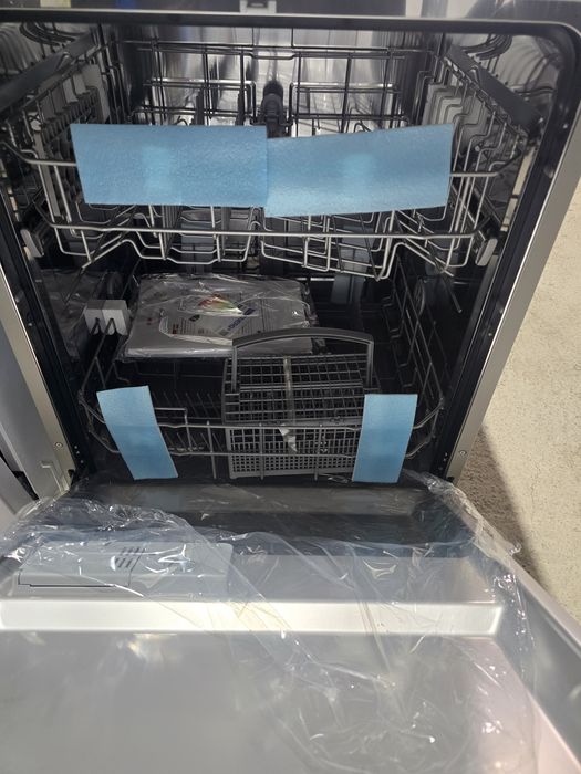 Нова свободностояща съдомиялна PKM инокс