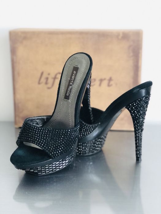 Туфли и босоножки