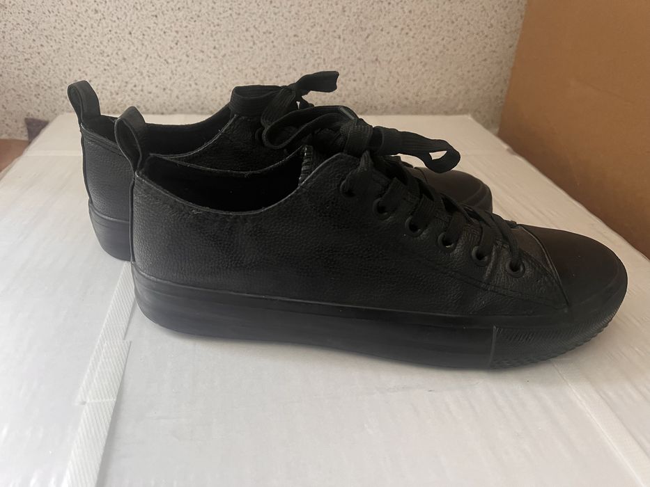 Дамски кецове