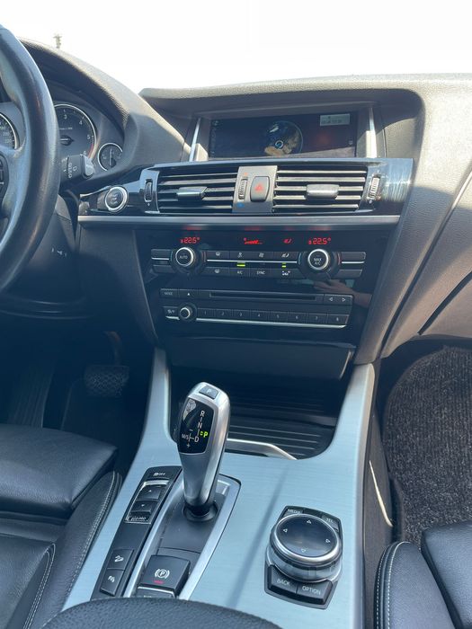 BMW X3 2014 2.0 190CP Drive automata pachet Xline vanzare urgenta