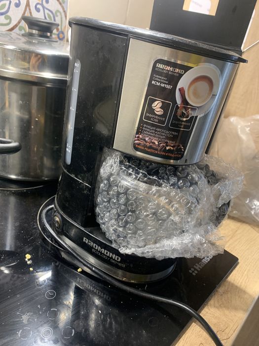 Кофеварка REDMOND