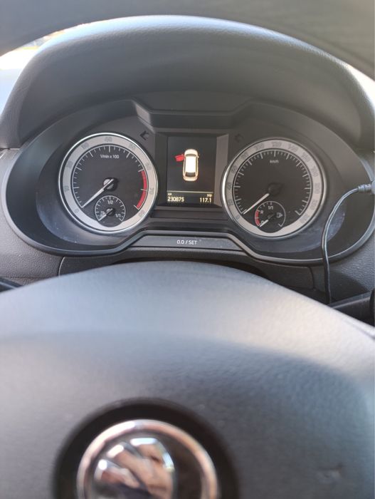 Продавам Шкода Октавиа