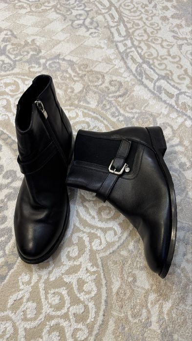 Осенние сапоги 2000тг