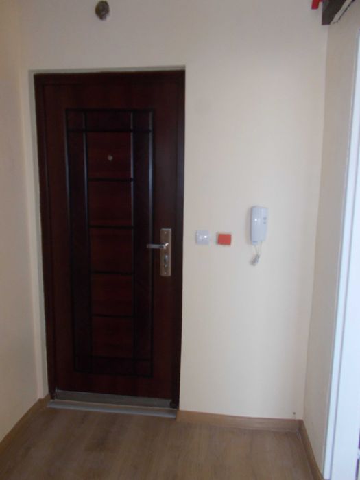 Дава се под наем Едностаен апартамент в Варна, Център - 39 кв.м за 153 € - Снимка #7