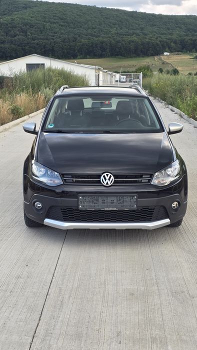 VOLKSWAGEN Polo 2012 — imagine 3