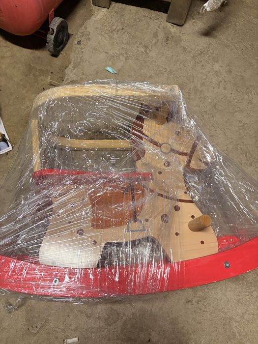 Детски играчки …………………