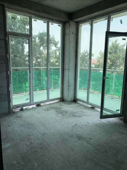 "Xon Saroy". ЖK Salom Qo'yliq