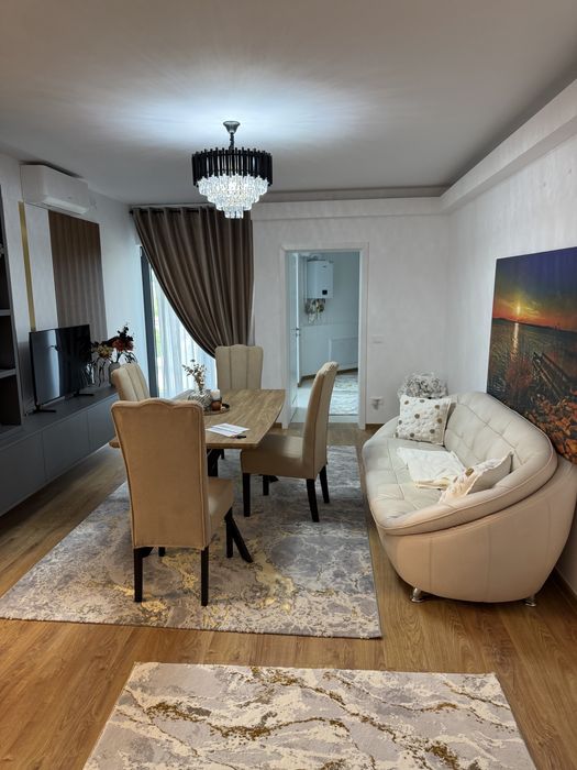 Ofer spre inchiriere apartament  3 camere