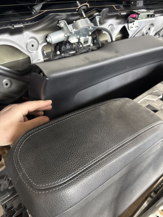 Салон BMW F40 M.