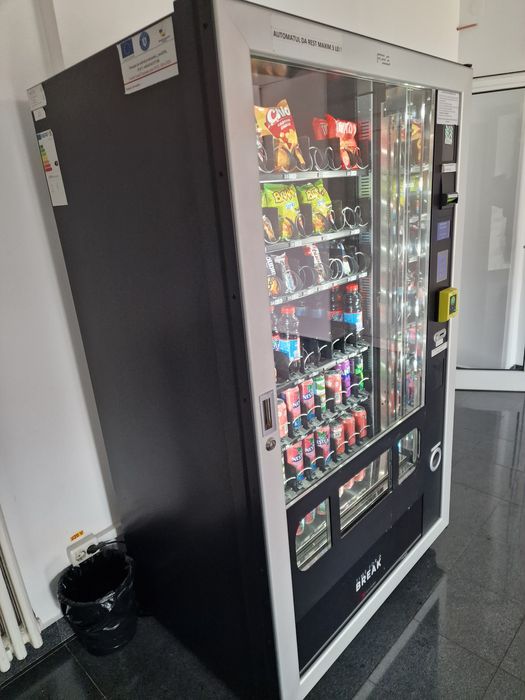 Automate vending Fas Power Lift, Young 170 si 1050 cu banda led