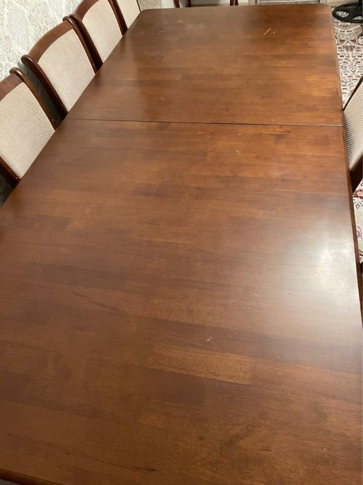 Стол со стульями