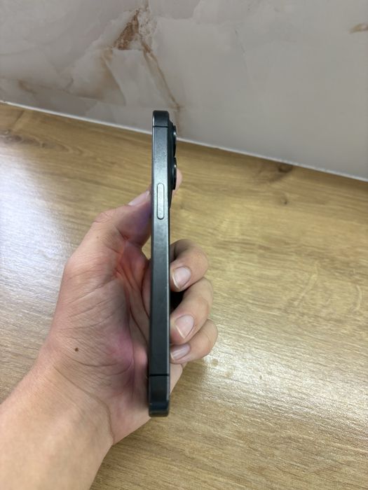 Iphone 15 pro Black Titanium 128GB
