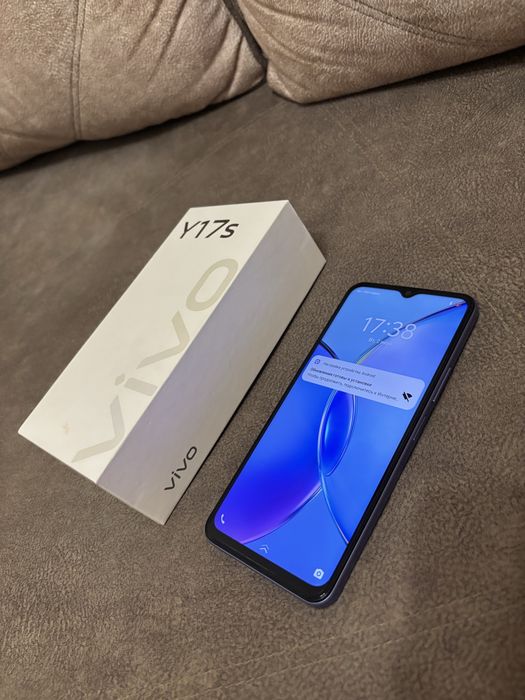 Телефон Vivo Y17s