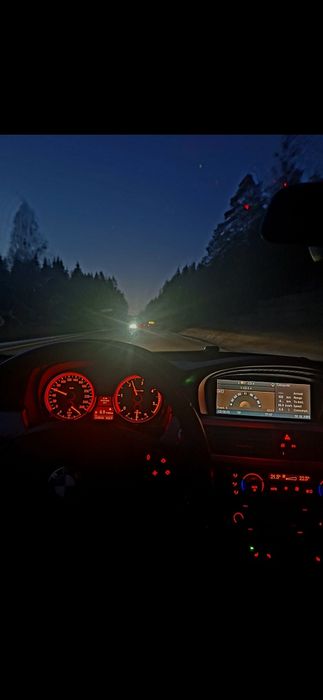 Vând BMW SERIA 3 E90