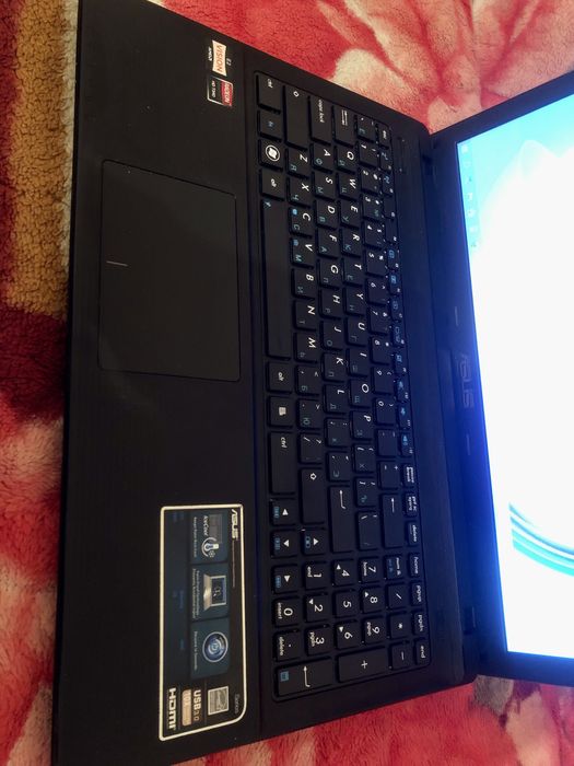 Ноутбук ASUS Radeon Graphics HD7340 SSD128