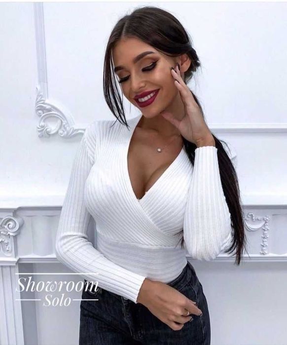 В наличит кофта лапшо качественно бомба