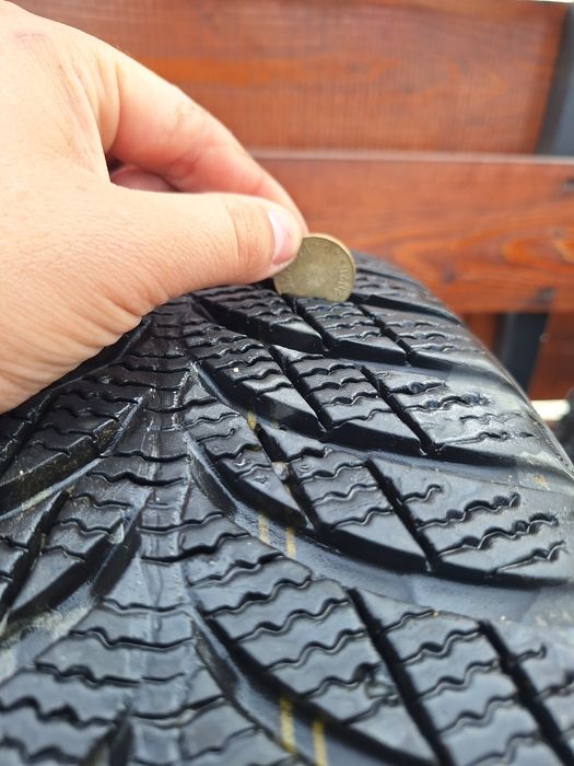 Jante + anvelope 205 55 16 iarna. Jante Fiat 4x98 R16