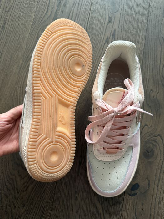 Nike маратонки НОВО