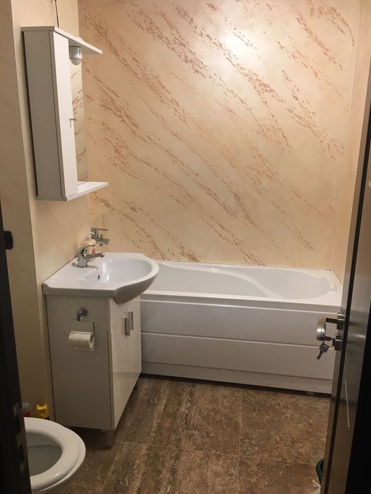 Ofer spre închiriere apt.doua camere ,zona nord