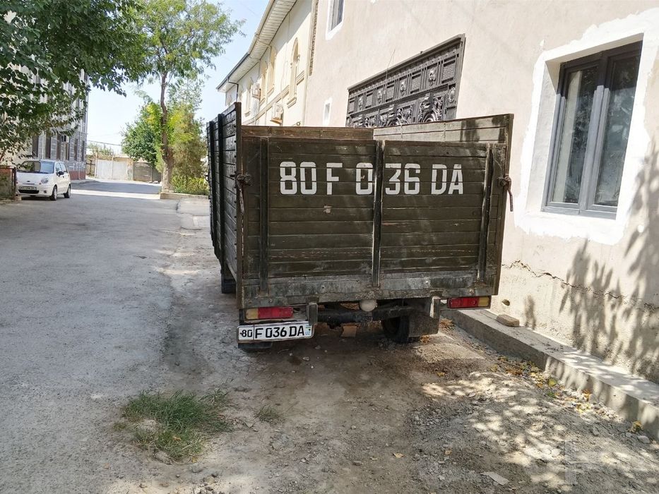 Уаз прабел 452 сотилади