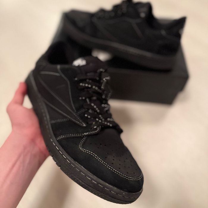 Jordan 1 Phatom Travis Scott