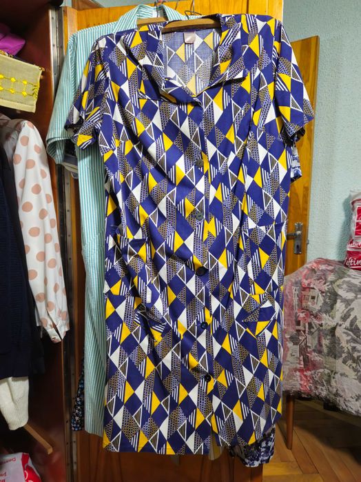 Rochii, bluze si platoane de dama masura 48-50