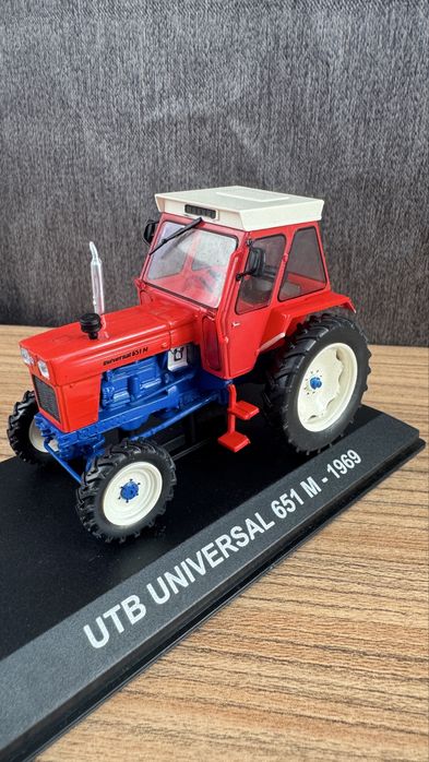 Macheta UTB 651 M