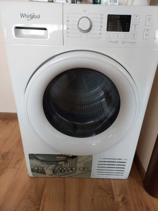 Сушилня за дрехи Whirlpool