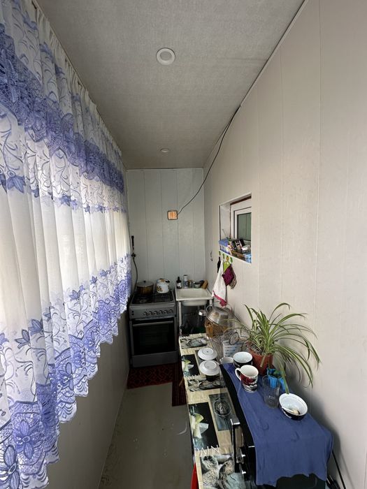 Шайхантахурский район улица Ипакчи 3/1/2 переделан в 4х ком. 2 балкона