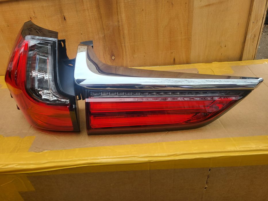 Фонари на Lexus LX 570