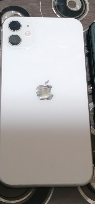 IPhone 11 impecabil piese