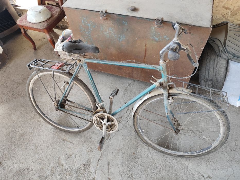 Велосипед в хорошем состояние