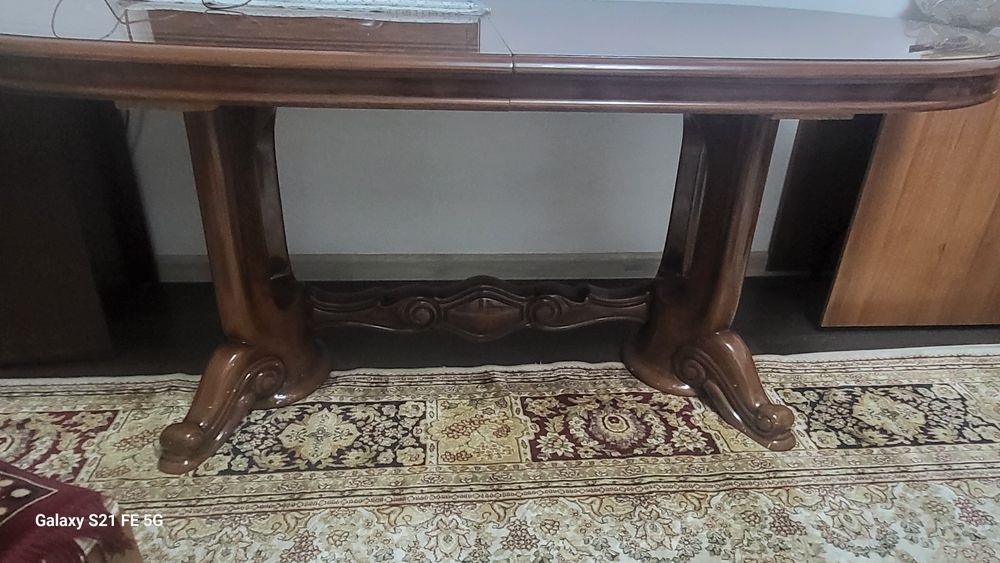 Стол и стулья 8 шт