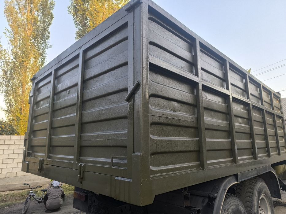 Зил 131  сотилад, урал матор камаз телешка ресор нарашкаси бор