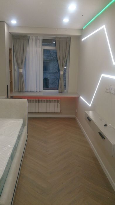 Перевозка мебели, всё у нас по совести, команда европейцы
