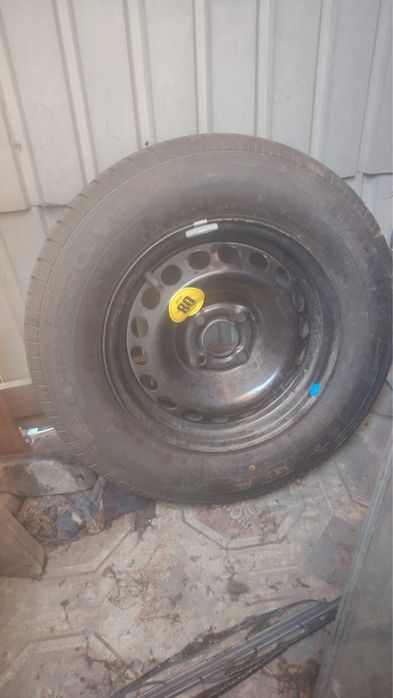 Продам шины для автомобиля