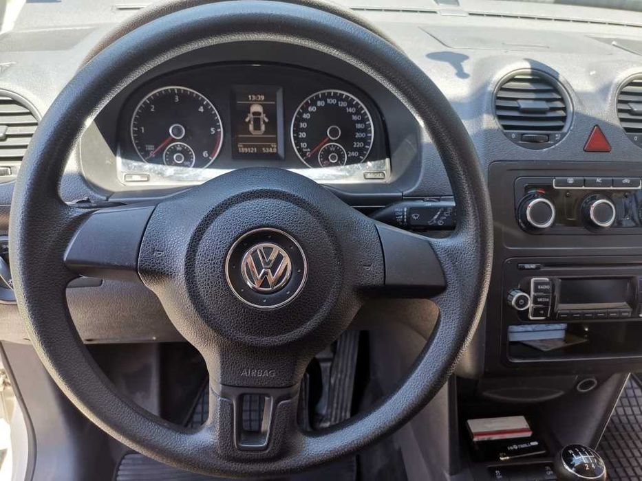 VW Caddy Maxi 1.6 Tdi 102к.с. 2011