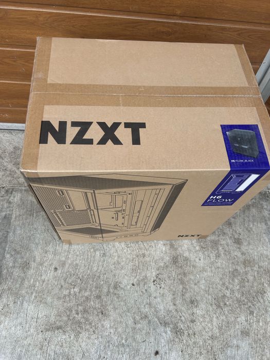 Carcasa cu ventilatoare