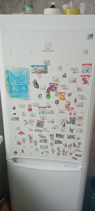 Продам холодильник